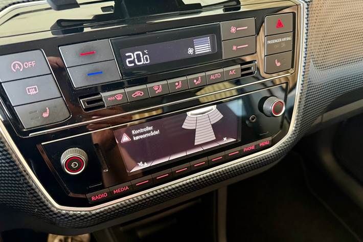 Sølv VW UP! fra 2017