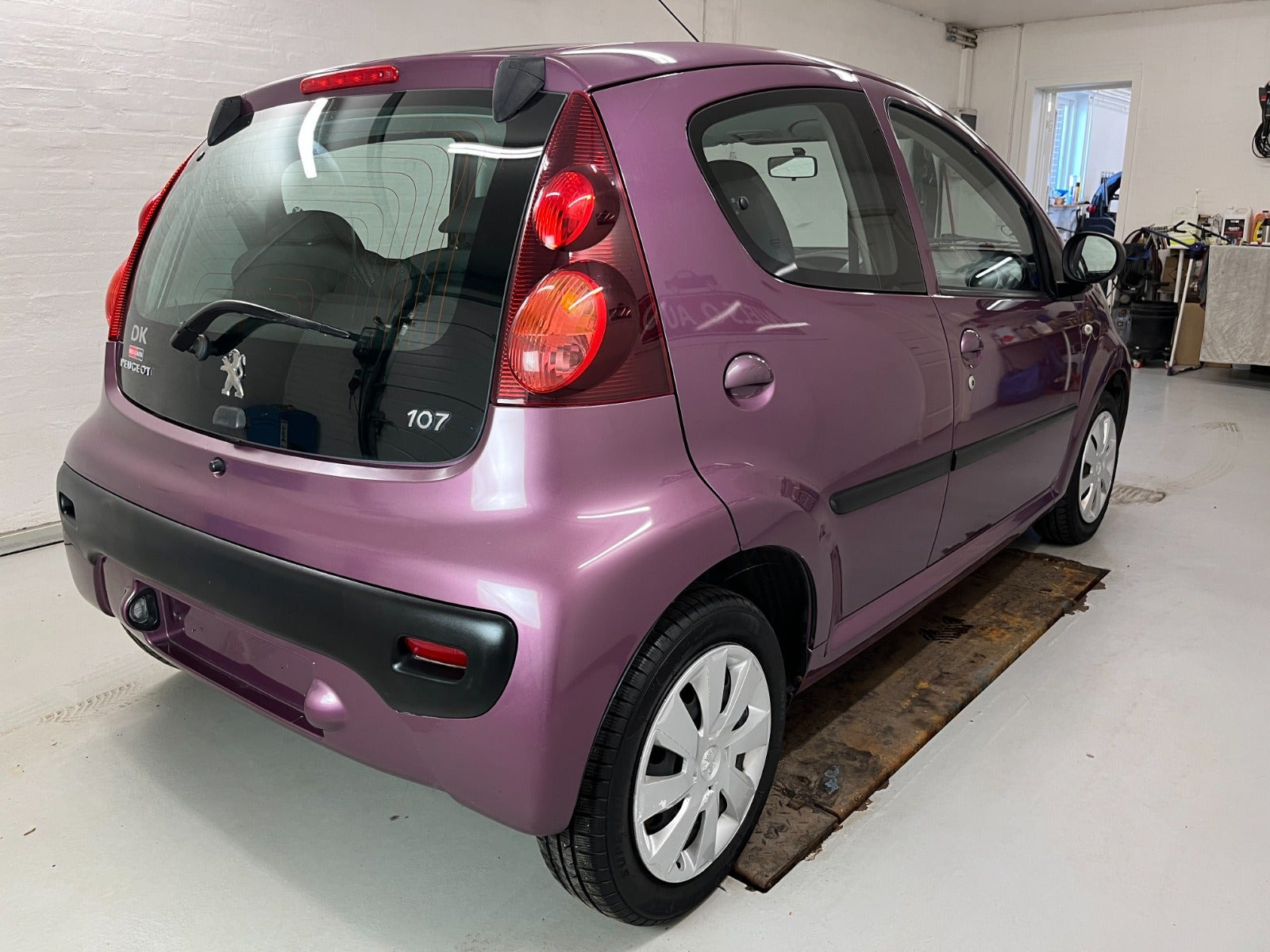 Lilla Peugeot 107 fra 2013