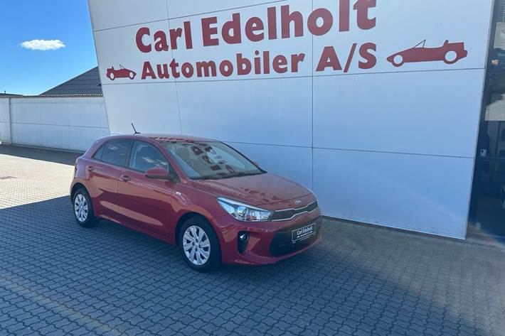 Rød Kia Rio fra 2018