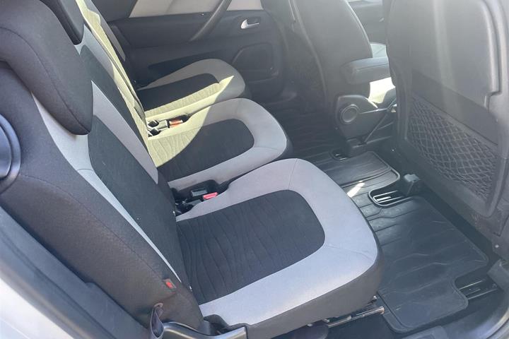 Hvid Citroën C4 Picasso fra 2016