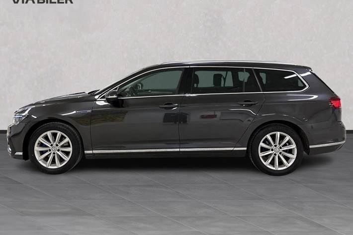 undefined VW Passat fra 2021