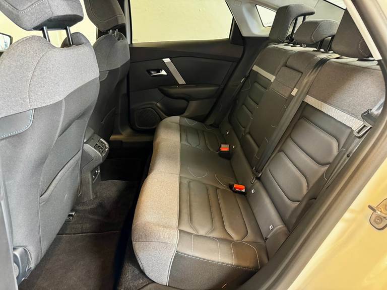 Citroën ë-C4 X 50 Max