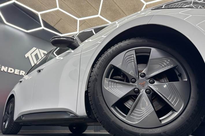Hvid Cupra Born fra 2022
