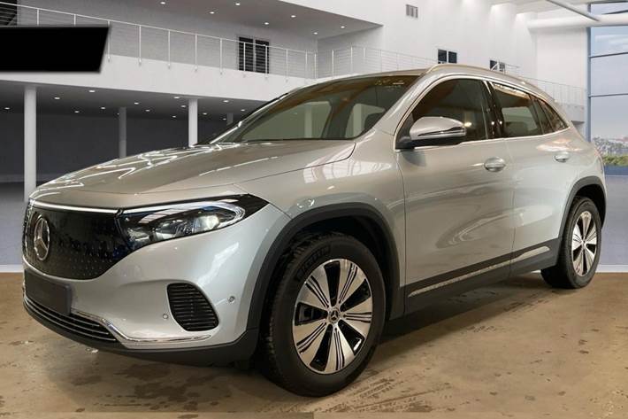 Sølv Mercedes EQA250 fra 2025