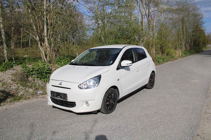 undefined Mitsubishi Space Star fra 2015