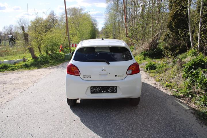 undefined Mitsubishi Space Star fra 2015