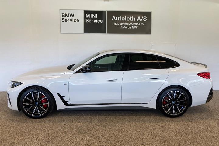 Hvid BMW i4 fra 2025