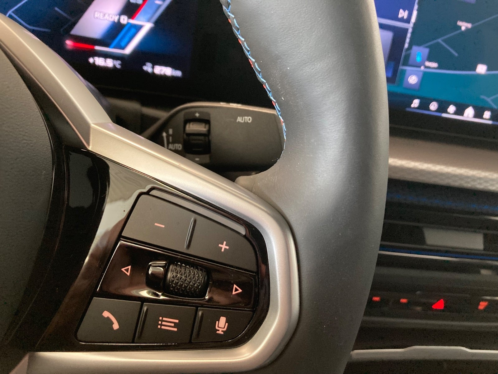Hvid BMW i4 fra 2025