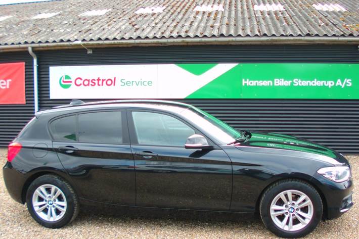 Sort BMW 118d fra 2018
