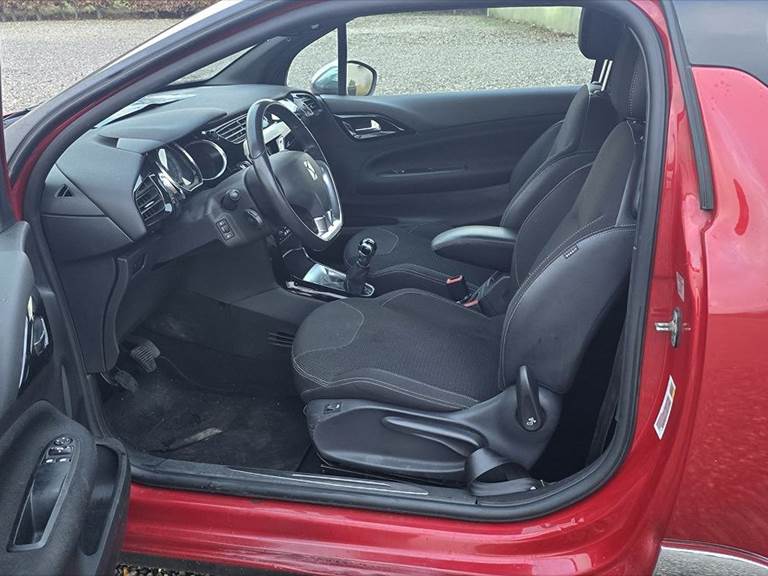 Citroën DS3 2-dørs m. bagklap