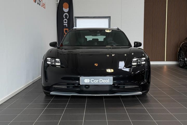 Sort Porsche Taycan 4 fra 2021