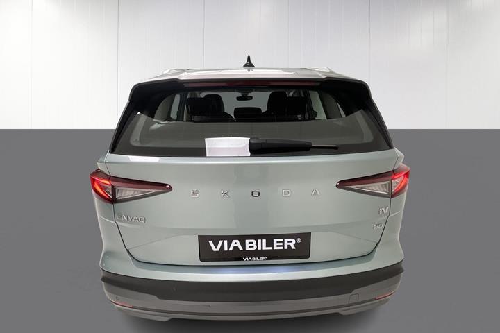 Sølv Skoda Enyaq fra 2023