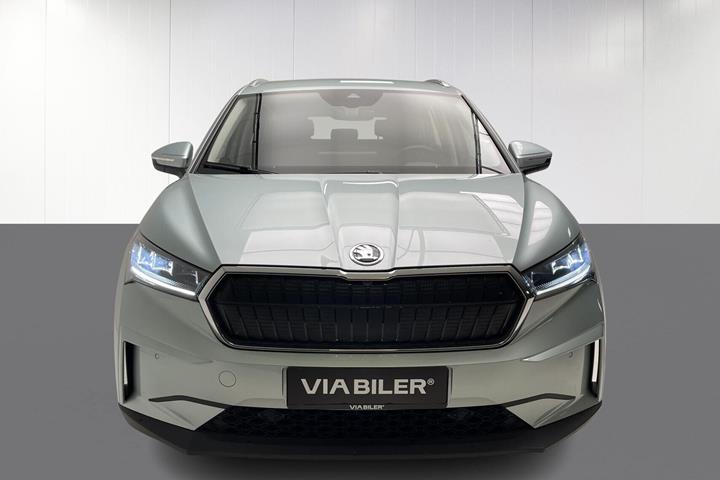 Sølv Skoda Enyaq fra 2023