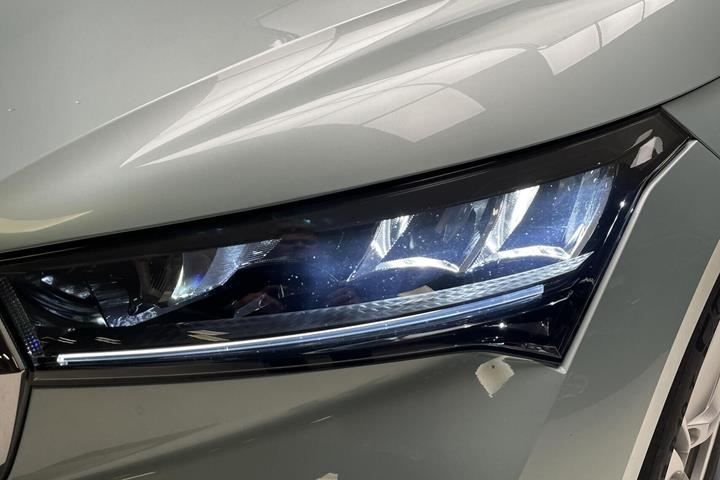 Sølv Skoda Enyaq fra 2023