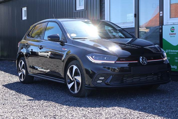 Sort VW Polo fra 2024