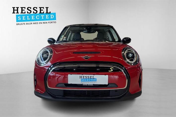 Rød Mini Cooper SE fra 2023