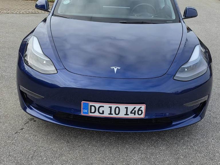 Tesla Model 3 Long Range AWD