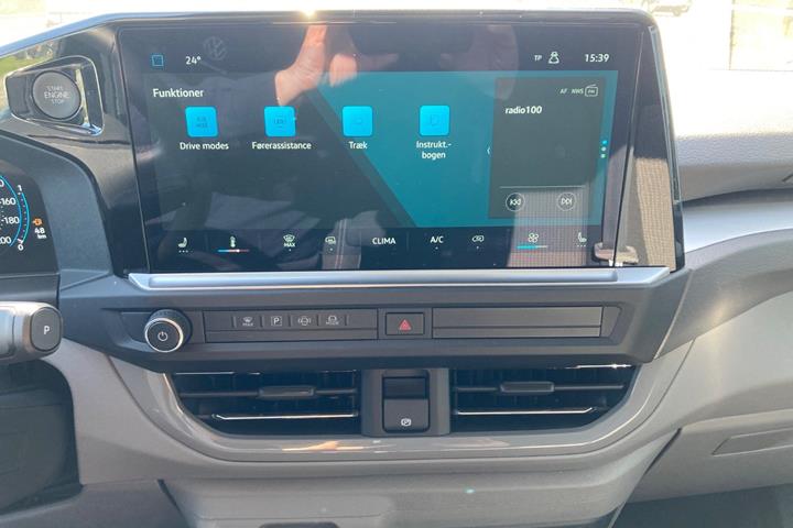 Sort VW Transporter fra 2025