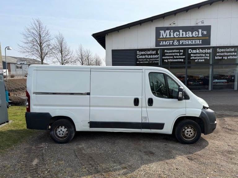 Citroën Jumper 33 2,2 HDi 130 Chassis L2