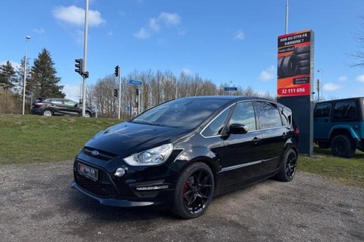 undefined Ford S-MAX fra 2014