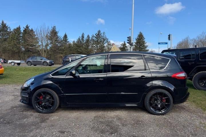 undefined Ford S-MAX fra 2014