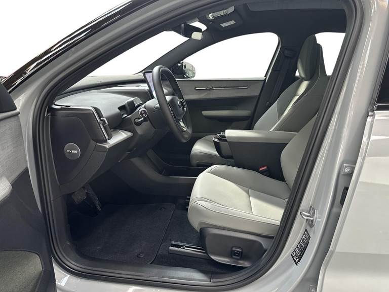 Volvo EX30 Cross Country P8 Twin Motor Performance Ultra AWD 428HK 5d Aut.