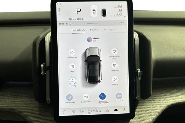 Grå Volvo EX30 Cross Country fra 2025