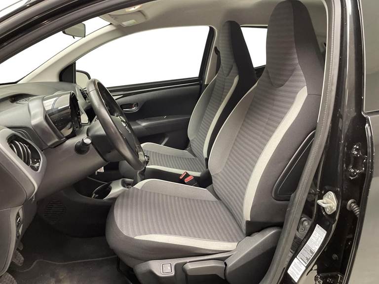 Toyota Aygo 1,0 VVT-I X-plore DAB+ 72HK 5d