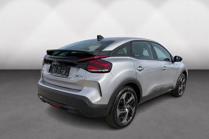 Grå Citroën ë-C4 fra 2024