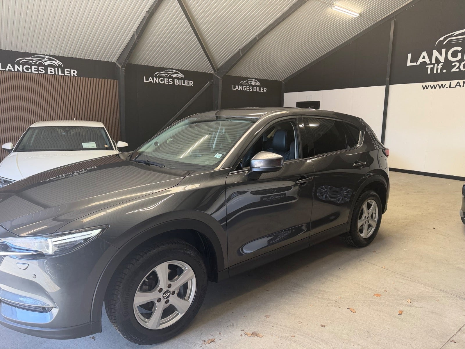 Grå Mazda CX-5 fra 2017