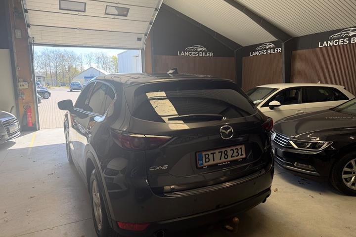 Grå Mazda CX-5 fra 2017