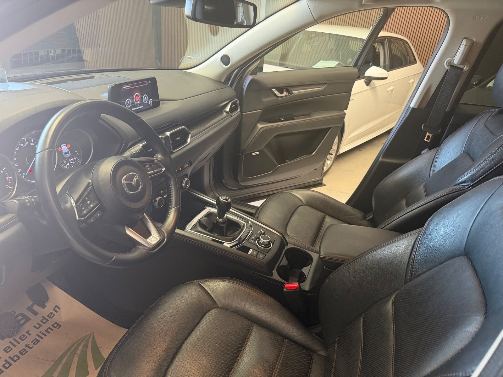 Grå Mazda CX-5 fra 2017