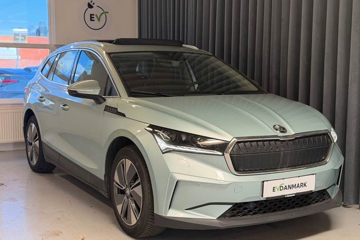 Turquoise Skoda Enyaq fra 2022