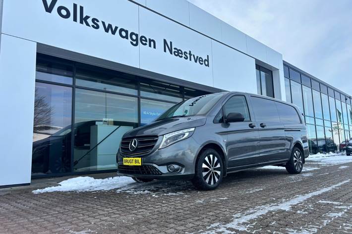 Grå Mercedes Vito 116 fra 2021