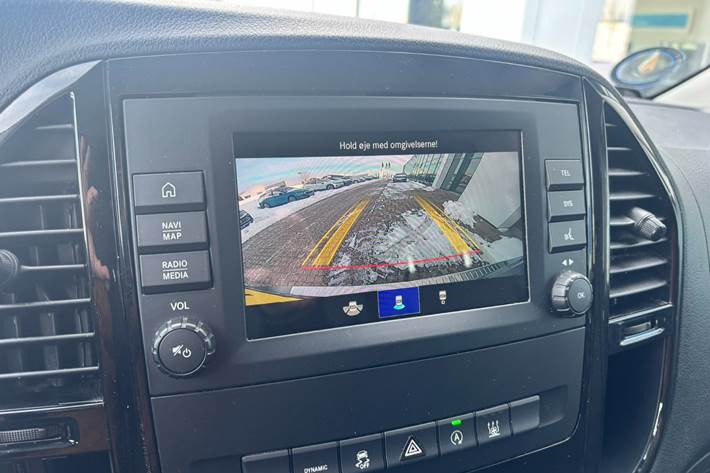 Grå Mercedes Vito 116 fra 2021