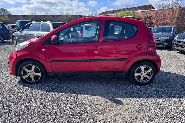 undefined Peugeot 107 fra 2008