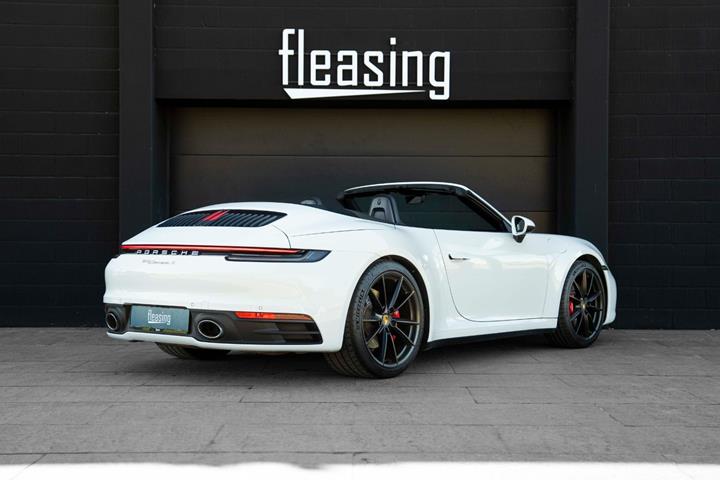 Hvid Porsche 911 Carrera S fra 2019
