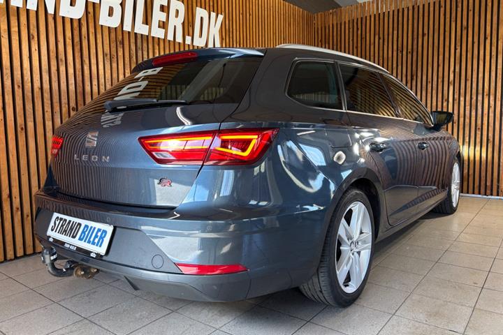 Grå Seat Leon fra 2020