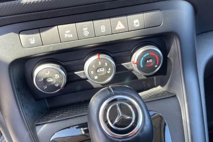 Hvid Mercedes Citan 110 fra 2023