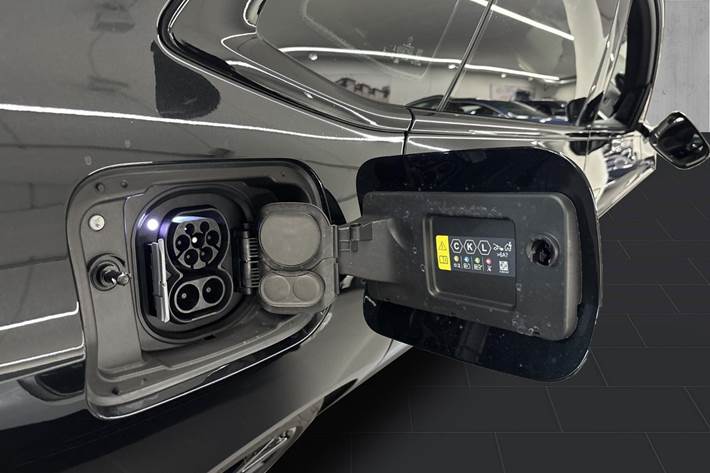 Sort BMW i4 fra 2025