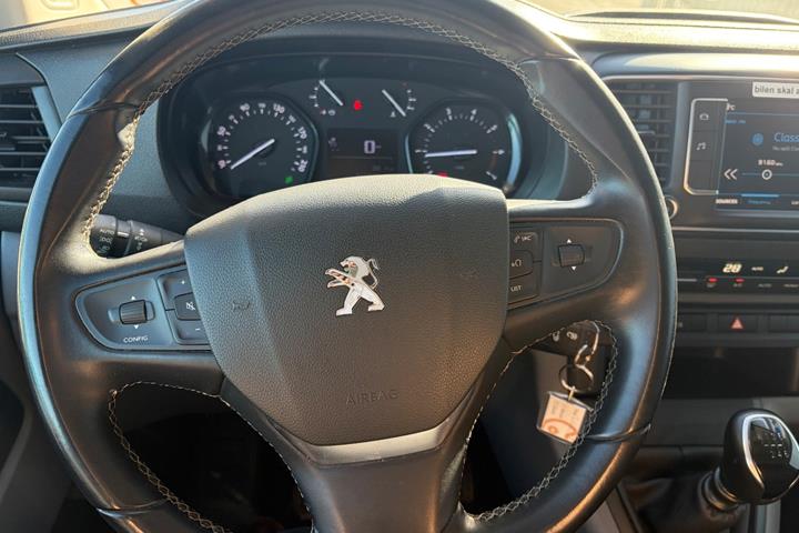 Sort Peugeot Expert fra 2021