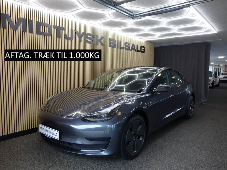 Tesla Model 3 Long Range AWD