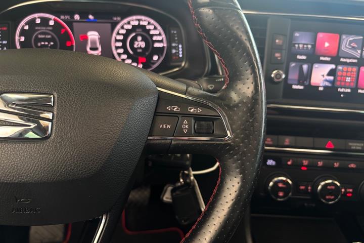 Grå Seat Leon fra 2019