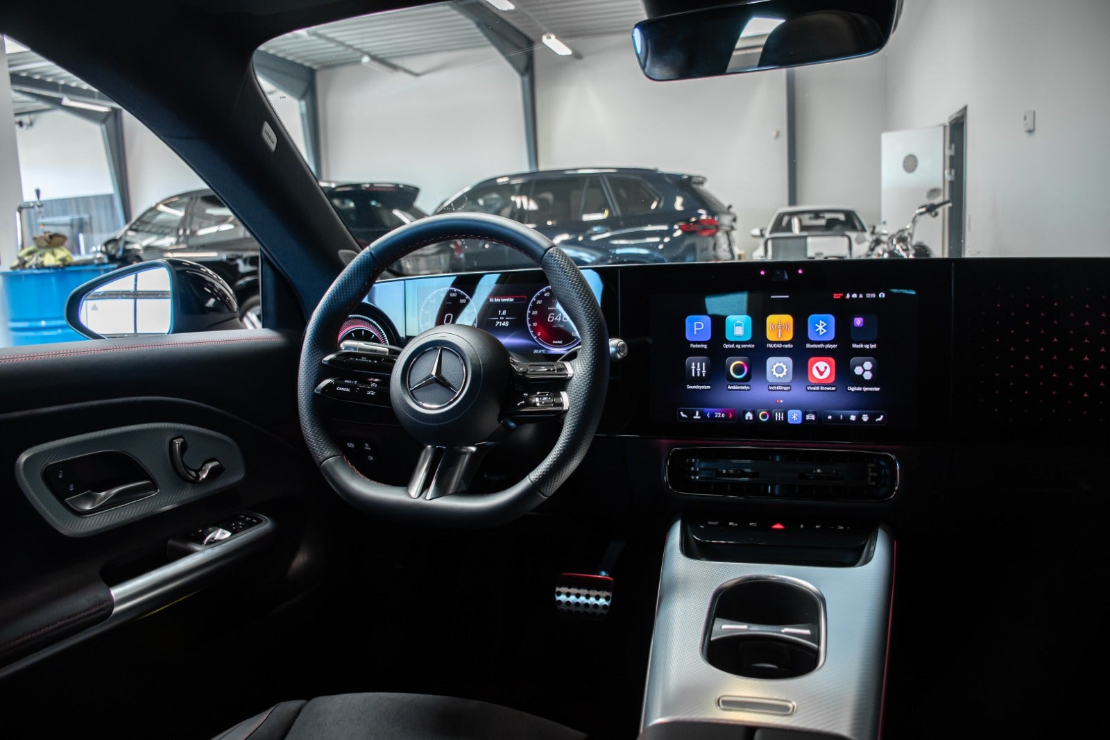 Sort Mercedes CLA250+ fra 2025