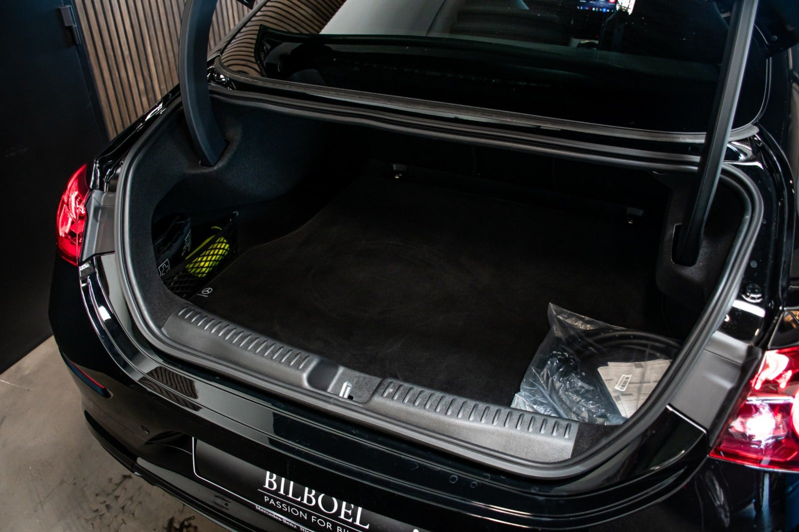 Sort Mercedes CLA250+ fra 2025