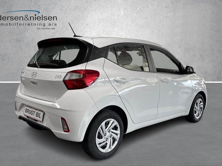 Hyundai i10 1,0 Essential 67HK 5d