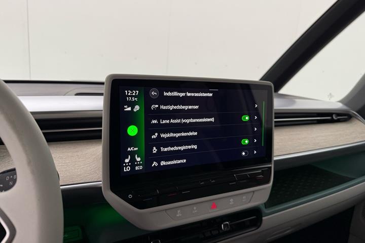 Sølv VW ID.Buzz fra 2023