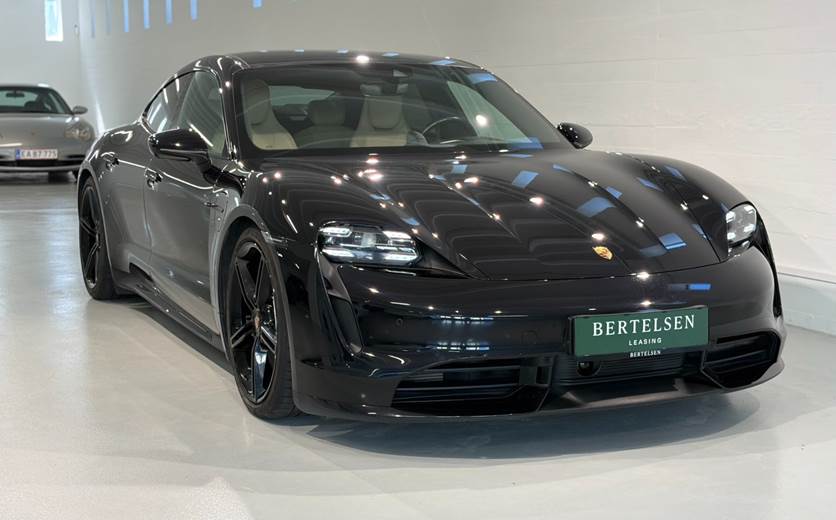 Porsche Taycan Turbo