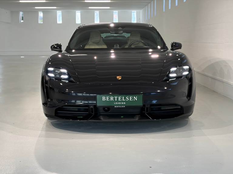 Porsche Taycan Turbo