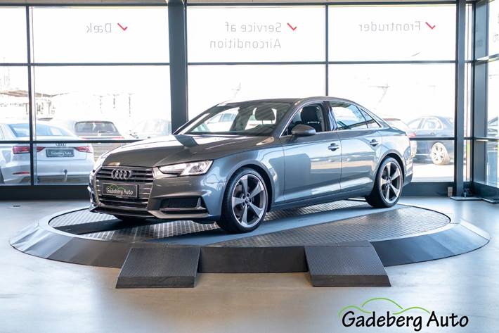 Grå Audi A4 fra 2019
